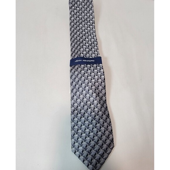 John Ashford Men’s 100% Silk Tie Gray Silver 3D Geometric Cube Pattern Classic D - Picture 2 of 9